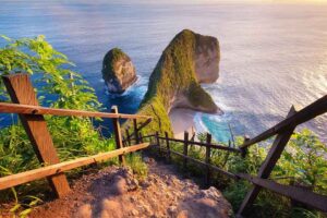 Kelingking Beach Nusa Penida viewpoint